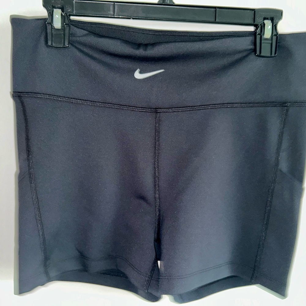 Nike Pro Dri-Fit Black Womens Shorts Mid Rise 3" Large L NWT